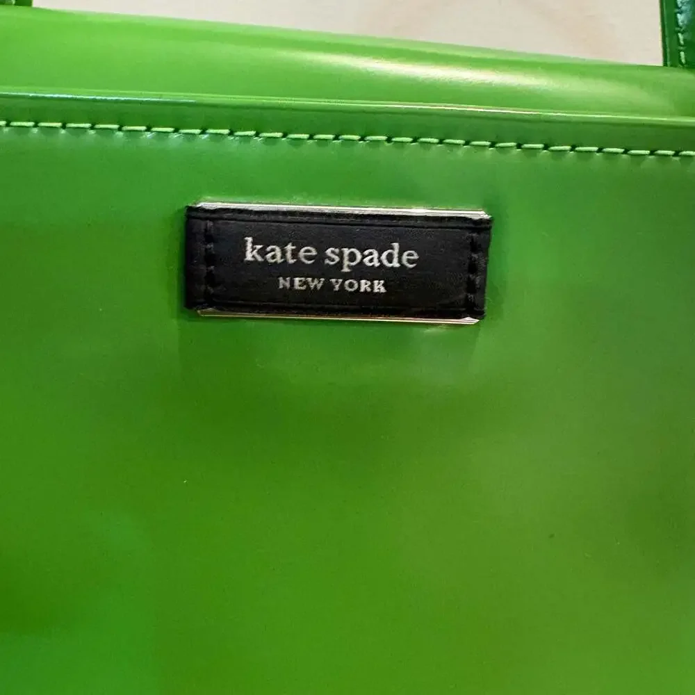 Kate Spade New York Sam Icon Spazzolato Small Tote Crossbody Green K8818